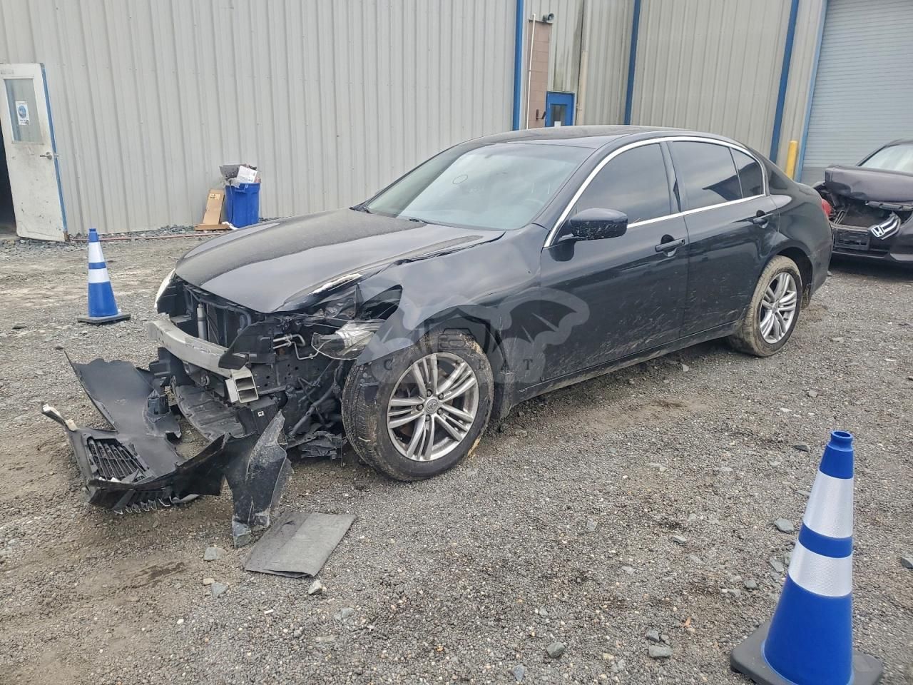 Infiniti G37 3.7L 6 2013