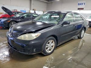 Toyota Camry LE 3.0L 6 2005