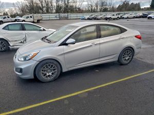 Hyundai Accent GLS 1.6L 4 2015