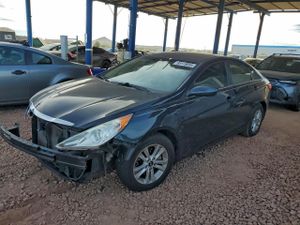 Hyundai Sonata GLS 2.4L 4 2013