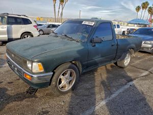 Toyota Hilux 1/2 TON SHORT WHEELBASE STB 2.4L 4 1995