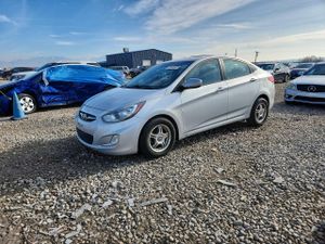 Hyundai Accent GLS 1.6L 4 2013