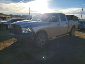 RAM 1500 ST 5.7L 8 2013