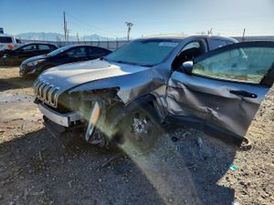 Jeep Cherokee SPORT 2.4L 4 2014