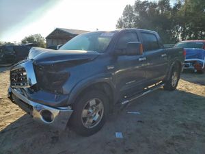 Toyota Tundra CREWMAX 5.7L 8 2008