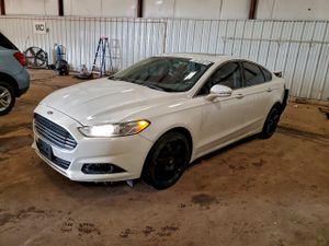 Ford Fusion SE 2.0L 4 2013