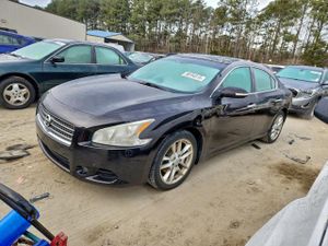 Nissan Maxima S 3.5L 6 2011