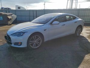 Tesla Model S 85D 2015