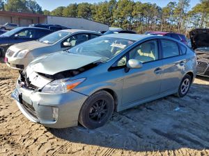 Toyota Prius 1.8L 4 2013