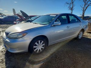 Toyota Camry LE 2.4L 4 2006
