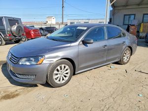 Volkswagen Passat S 2.5L 5 2014