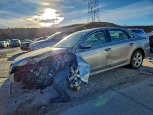Volkswagen Passat SE 2.5L 5 2013