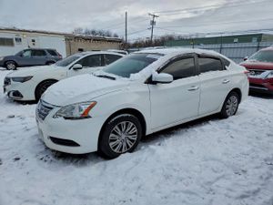 Nissan Sentra S 1.8L 4 2015