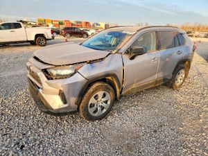 Toyota Rav4 LE 2.5L 4 2021