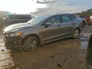 Ford Fusion SE 1.5L 4 2014