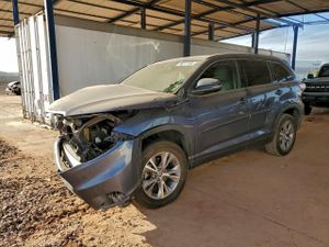 Toyota Highlander XLE 3.5L 6 2015