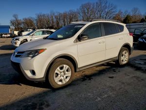 Toyota Rav4 LE 2.5L 4 2015