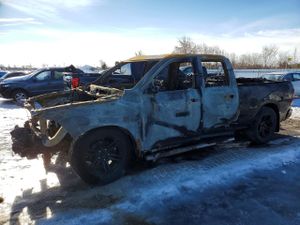 RAM 1500 SPORT 5.7L 8 2015