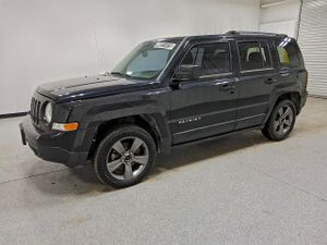 Jeep Patriot LATITUDE 2.0L 4 2015
