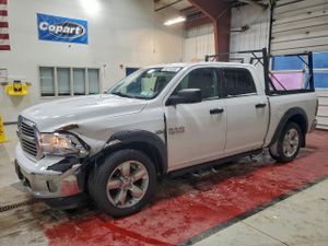 RAM 1500 SLT 5.7L 8 2013