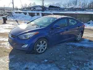 Hyundai Elantra GLS 1.8L 4 2013
