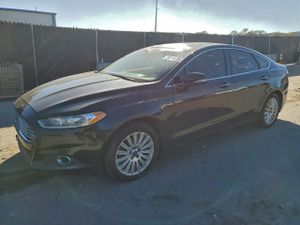 Ford Fusion TITANIUM PHEV 2.0L 4 2013