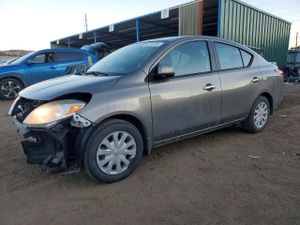 Nissan Versa S 1.6L 4 2013