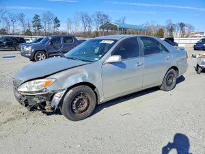 Toyota Camry LE 2.4L 4 2004