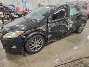 Ford Focus SE 2.0L 4 2014