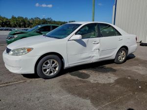 Toyota Camry LE 3.0L 6 2005