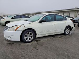 Nissan Altima BASE 2.5L 4 2010