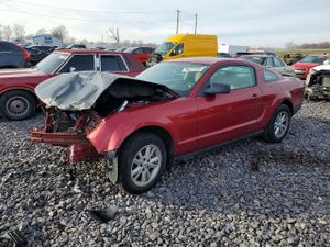 Ford Mustang 4.0L 6 2005