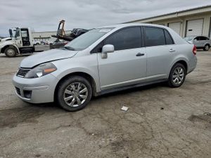 Nissan Versa S 1.8L 4 2009