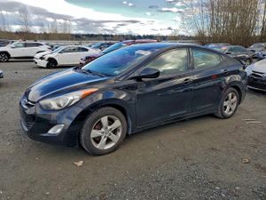 Hyundai Elantra GLS 1.8L 4 2013