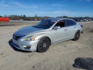 Nissan Altima 2.5 2.5L 4 2015