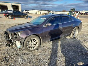 Chevrolet Malibu 1LT 2.5L 4 2015