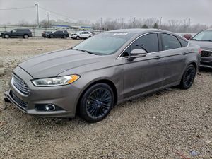 Ford Fusion SE 1.6L 4 2013