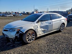 Toyota Avalon XLE 3.5L 6 2015
