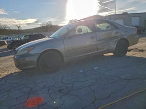 Toyota Camry LE 2.4L 4 2003