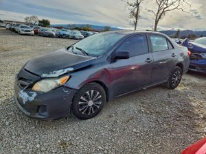 Toyota Corolla BASE 1.8L 4 2011