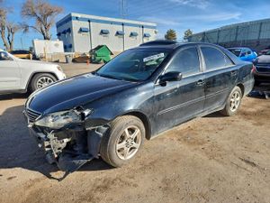 Toyota Camry LE 2.4L 4 2005
