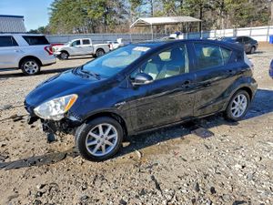 Toyota Prius 1.5L 4 2014