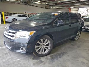 Toyota Venza LE 3.5L 6 2013