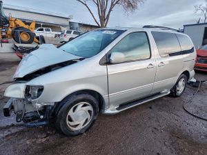 Toyota Sienna LE 3.0L 6 2002