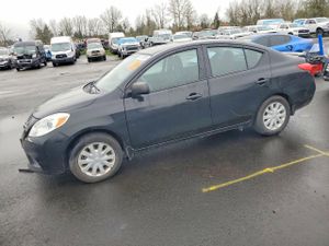 Nissan Versa S 1.6L 4 2014
