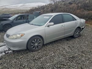 Toyota Camry LE 2.4L 4 2005