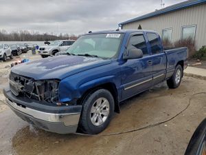 Chevrolet Silverado 1500 C1500 5.3L 8 2004