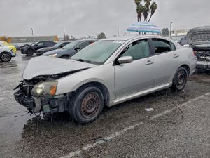 Mitsubishi Galant ES 2.4L 4 2010