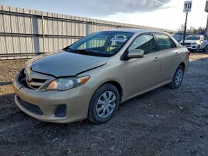 Toyota Corolla BASE 1.8L 4 2011
