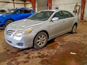 Toyota Camry BASE 2.5L 4 2011